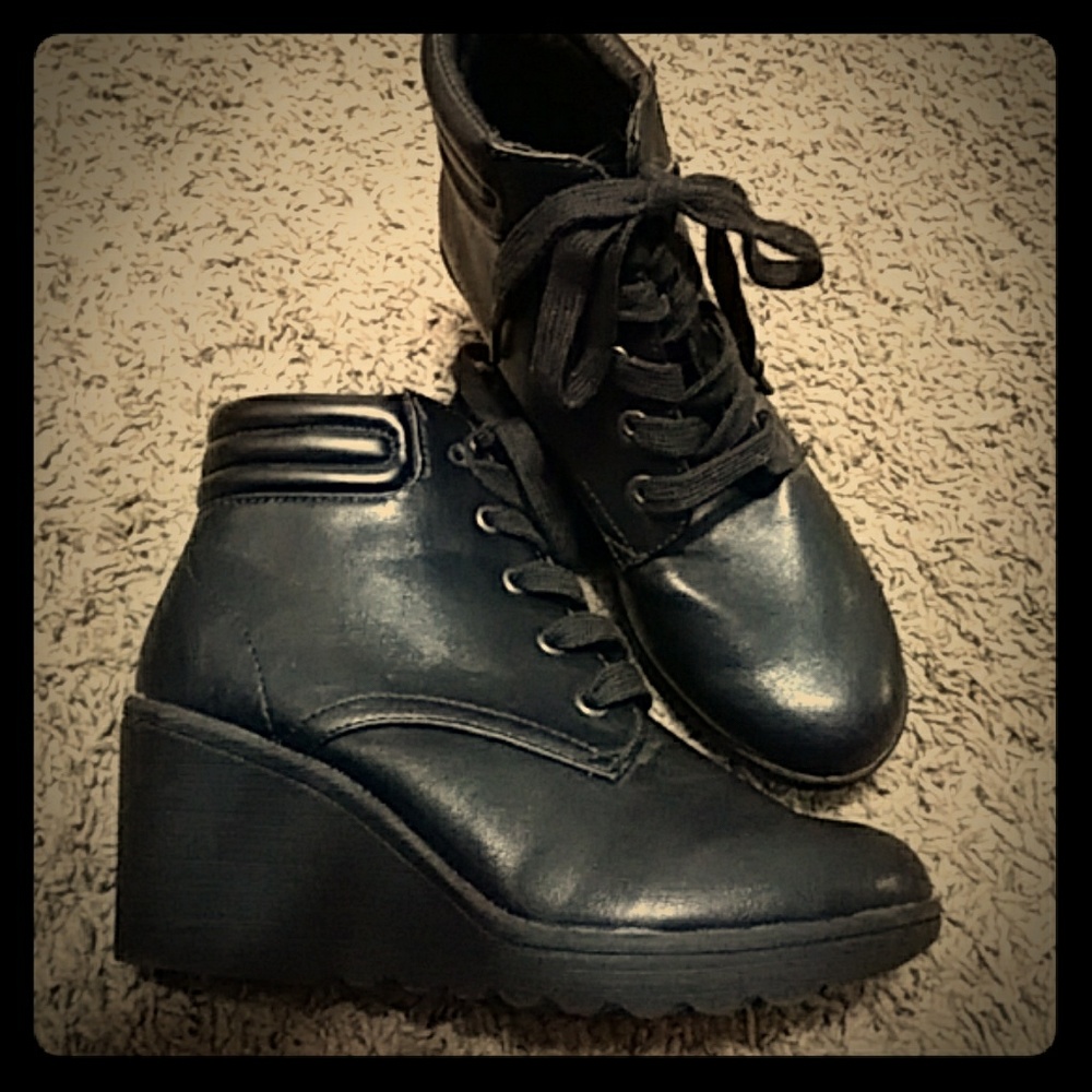 BONGO willow wedge boots